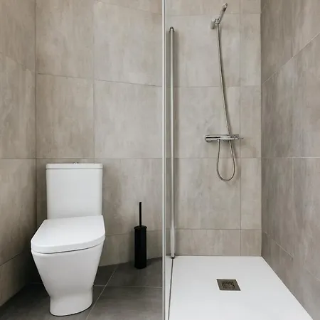 Llanos - Two Bedroom In Heart Of The Barcelona