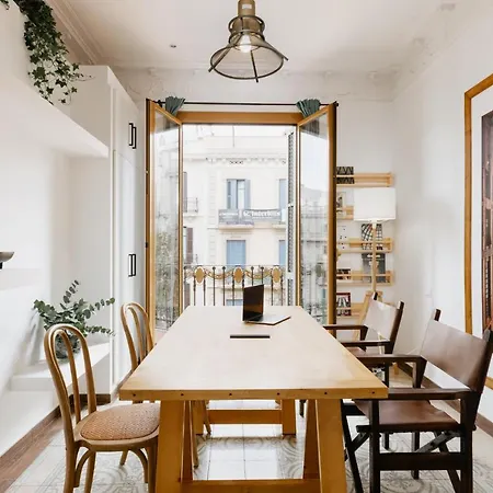 Llanos - Two Bedroom In Heart Of The Apartment